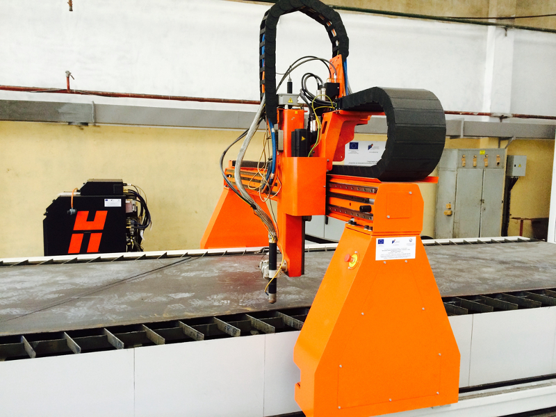 KBRCUT HD5 - 5 Axes robotic system for plasma pipe cutting